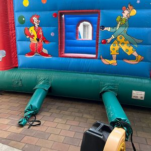 Hüpfburg "Clown - Schloss mit Rutsche" – Bild 5