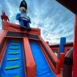 hüpfburg pirat mega multiplay