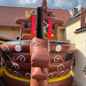 hüpfburg piratenschiff 8x4 bug