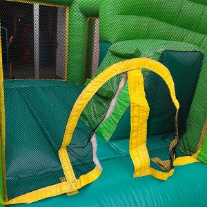 hüpfburg smalljungle eingang